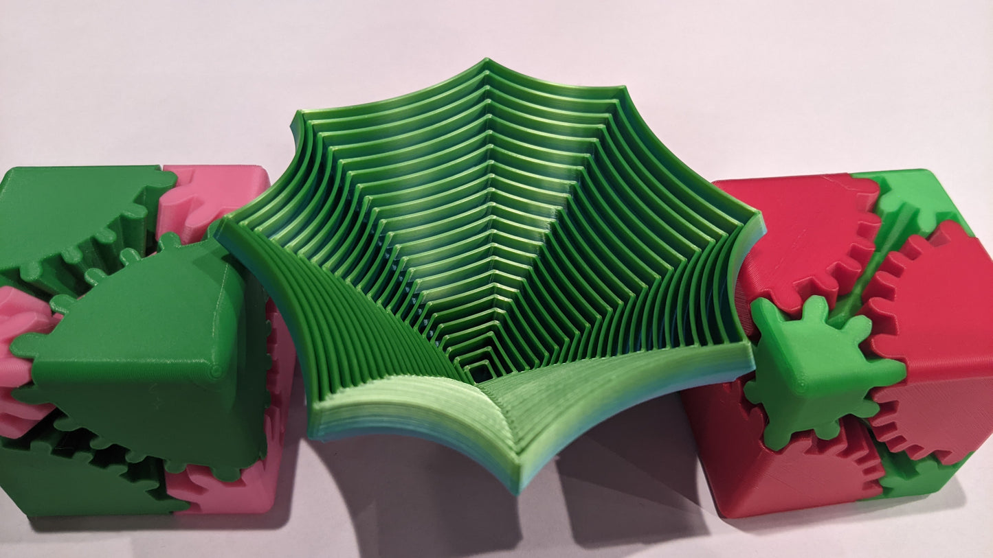 Spiderweb fidget